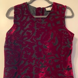 Sleeveless Velvet Burnout -lined top